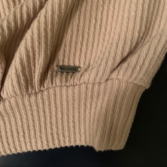 Hollister Oversized Boyfriend Tshirt - Picture 3 of 4